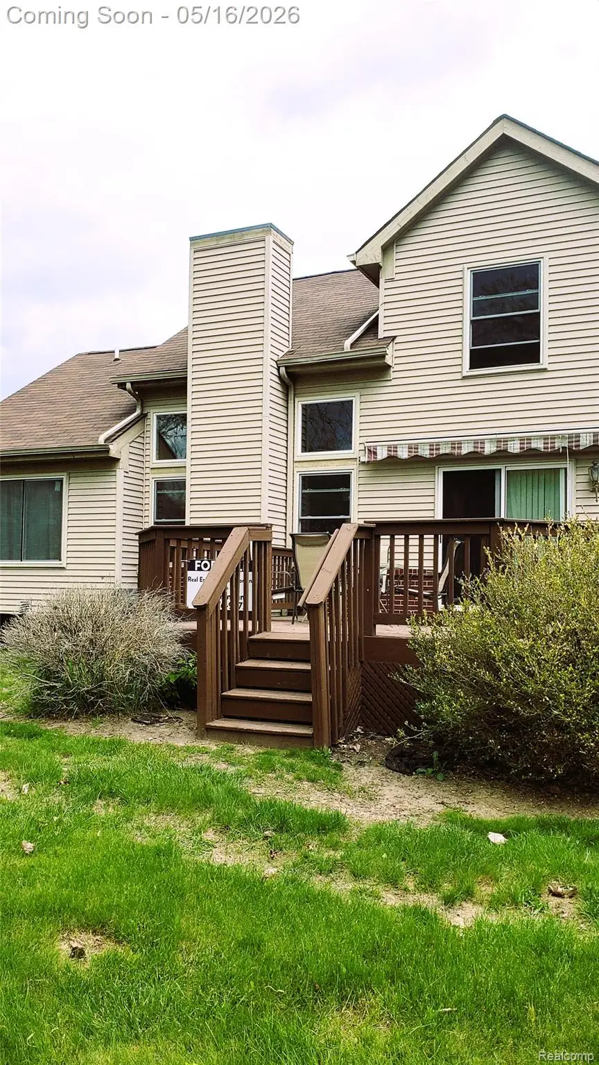 6196 Crystal Lake Drive, Romulus, MI 48174 - #3