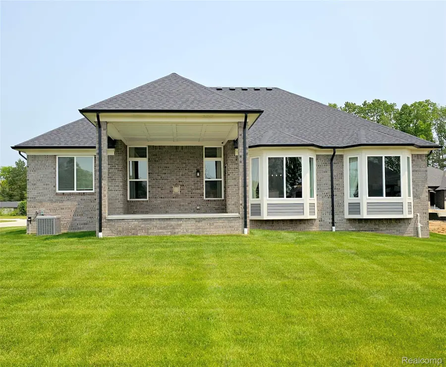 50079 Mustang Drive, Macomb, MI 48042 - #2