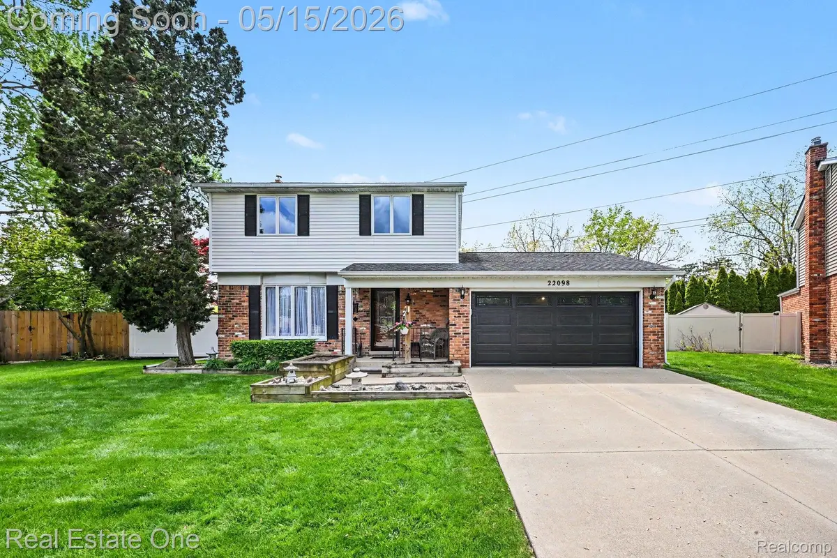 22098 Hillcrest Court, Trenton, MI 48183 - #1