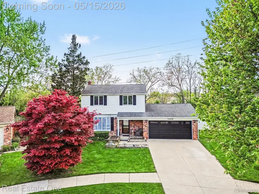 22098 Hillcrest Court, Trenton, MI 48183 - #2