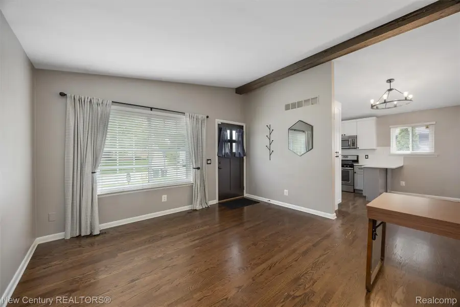 4411 Robinwood Avenue, Royal Oak, MI 48073 - #3