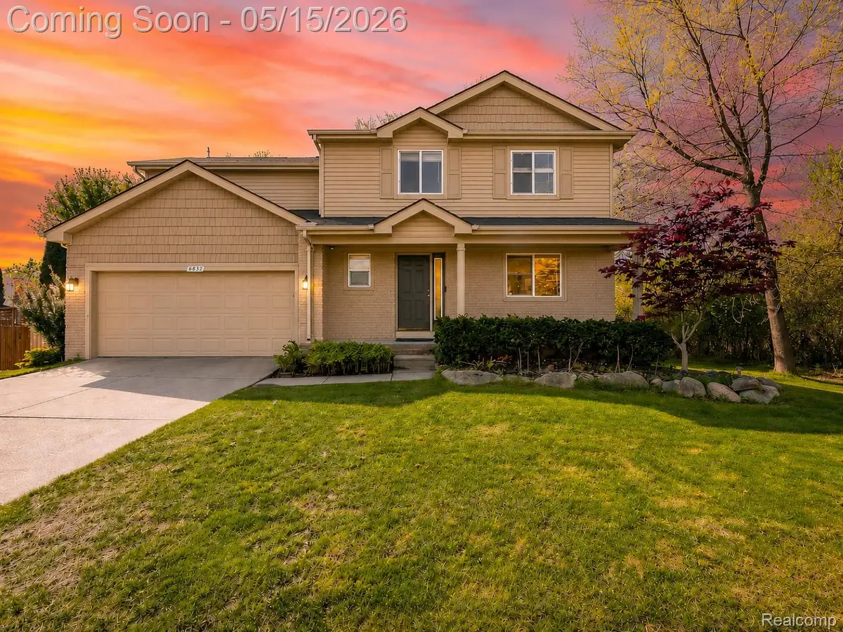 6655 Wedgewood Court, Waterford, MI 48327 - #1