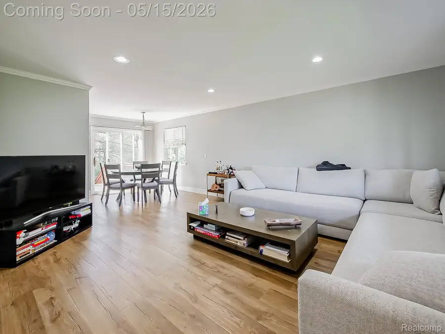 6655 Wedgewood Court, Waterford, MI 48327 - #3