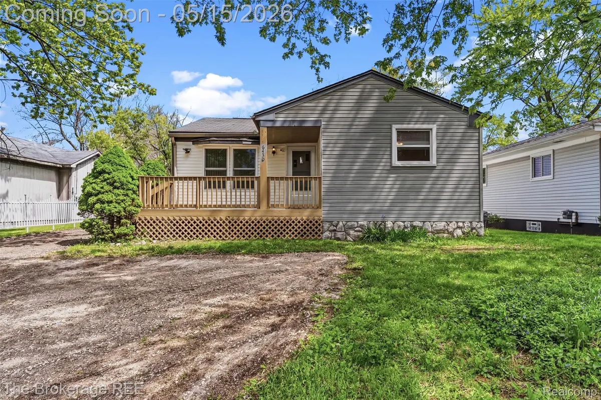 6430 Cloverton Drive, Waterford, MI 48329 - #1