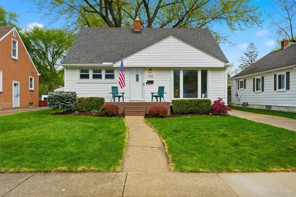 355 Gargantua Avenue, Clawson, MI 48017