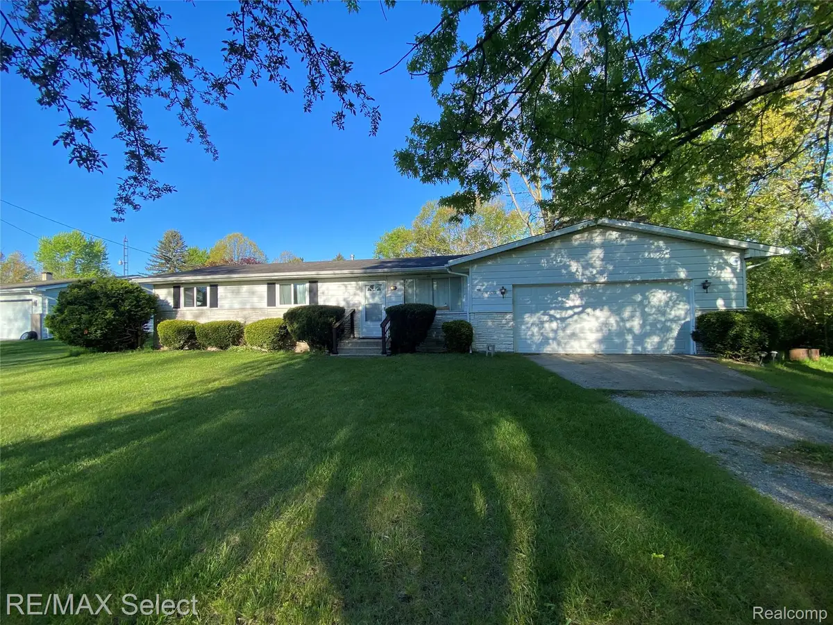6169 Johnson Road, Flushing, MI 48433 - #1