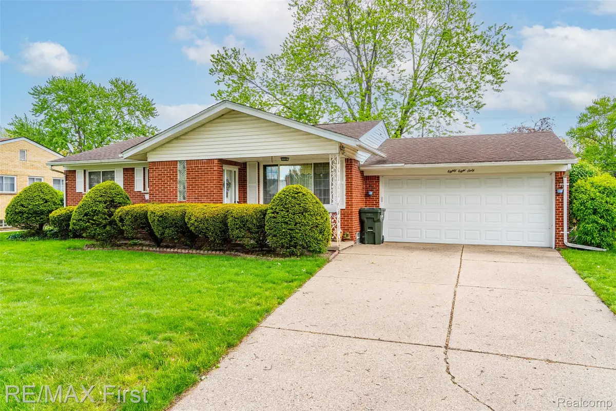 8860 Kidley Drive, Sterling Heights, MI 48314 - #1
