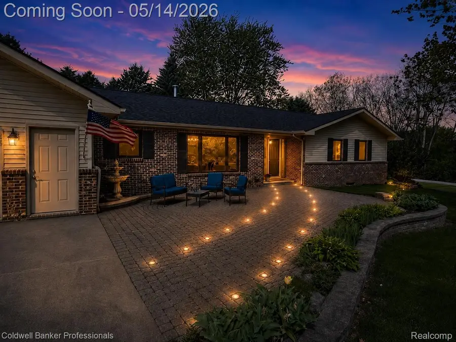 593 Deanna Drive, Lapeer, MI 48446 - #2