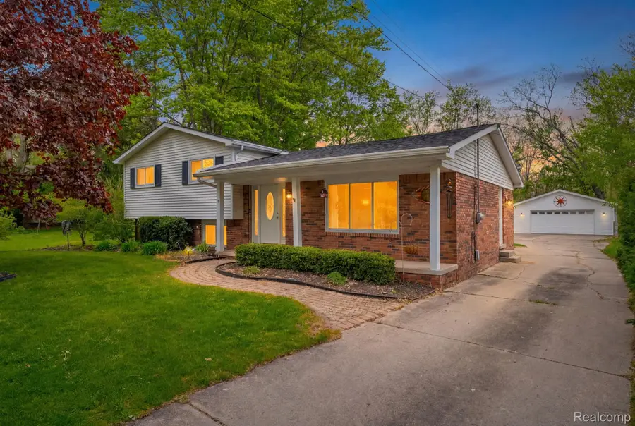 22655 W Main Street, Armada, MI 48005 - #2