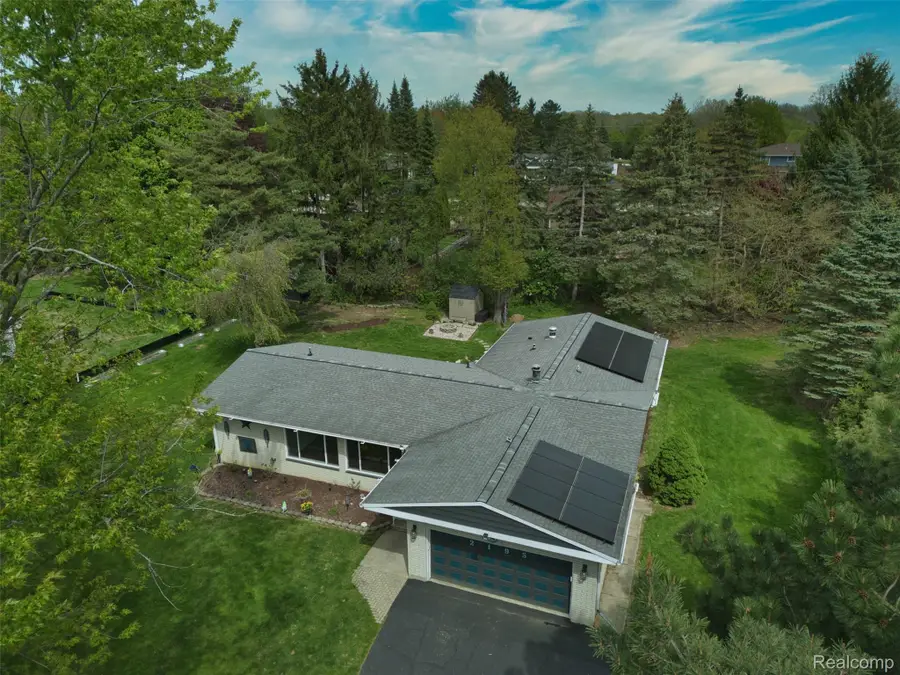 2195 Strader Drive, West Bloomfield, MI 48324 - #3