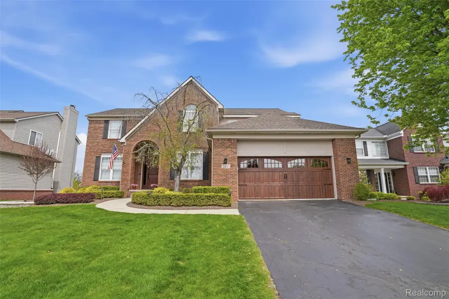 5480 Lancaster Lane, Commerce Township, MI 48382 - #2