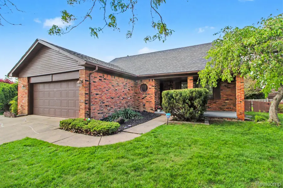 45440 Holmes Drive, Canton, MI 48187 - #3