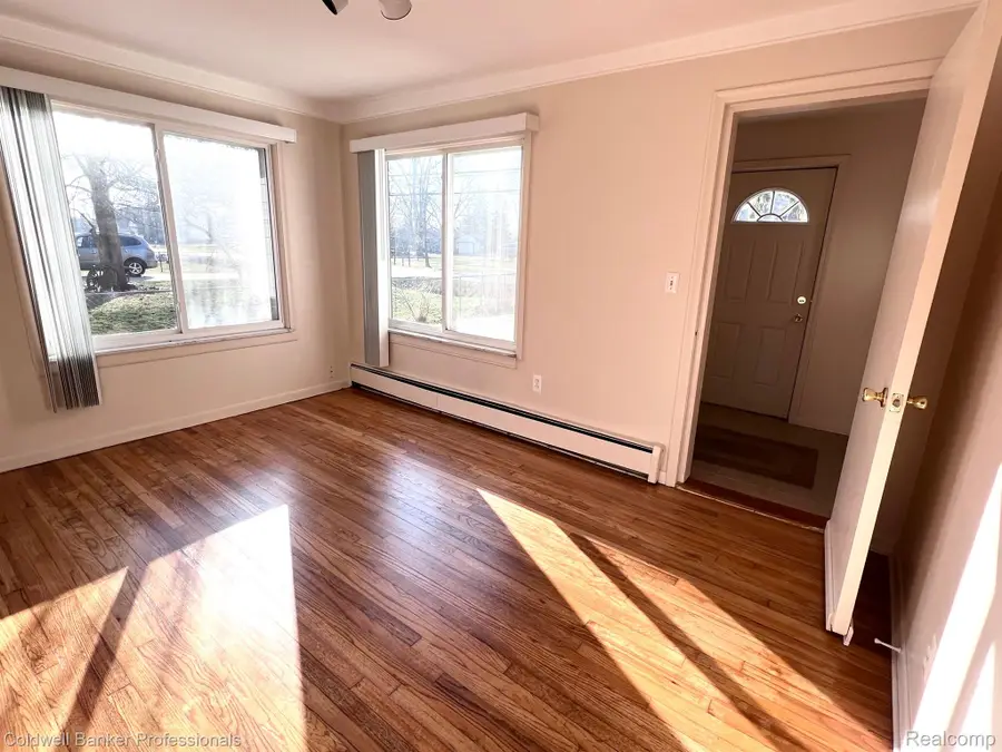 1716 Milverton Drive, Troy, MI 48083 - #2