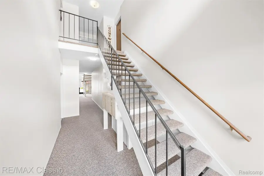7362 Manor Circle #203, Westland, MI 48185 - #3