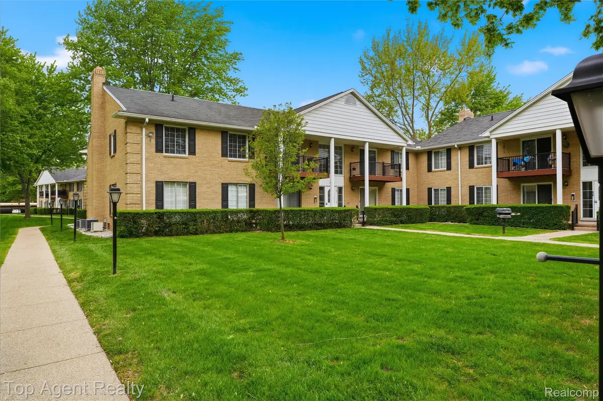 11810 Ina Drive #70, Sterling Heights, MI 48312 - #1