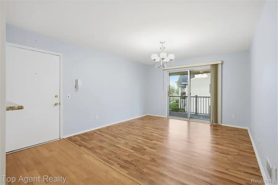 11810 Ina Drive #70, Sterling Heights, MI 48312 - #3