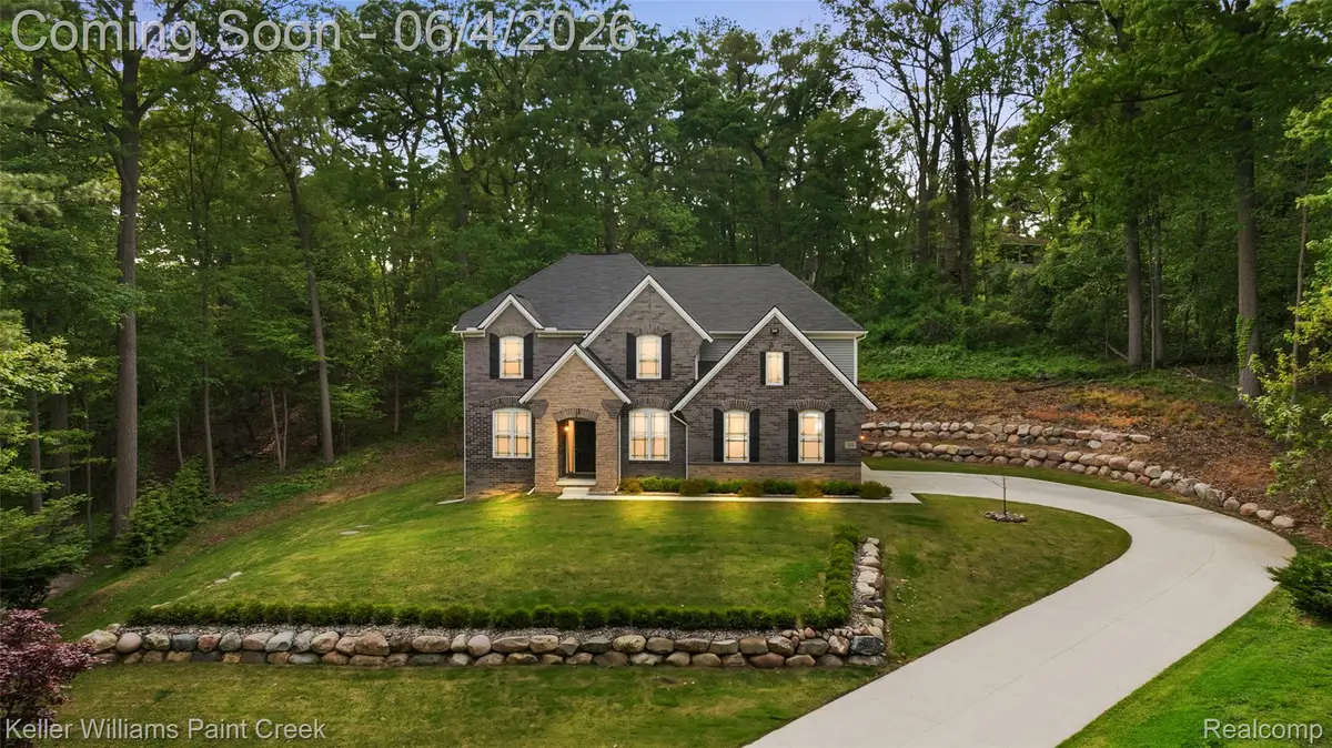 201 Beechview Drive S, Rochester, MI 48306 - #1