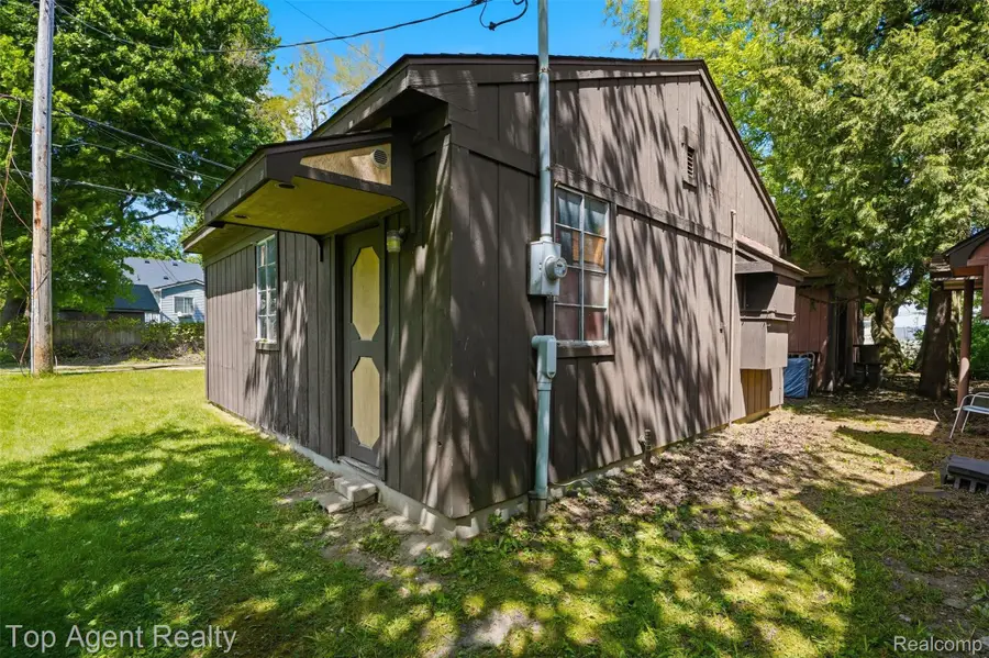 745 Karmada Street, Plymouth, MI 48170 - #3