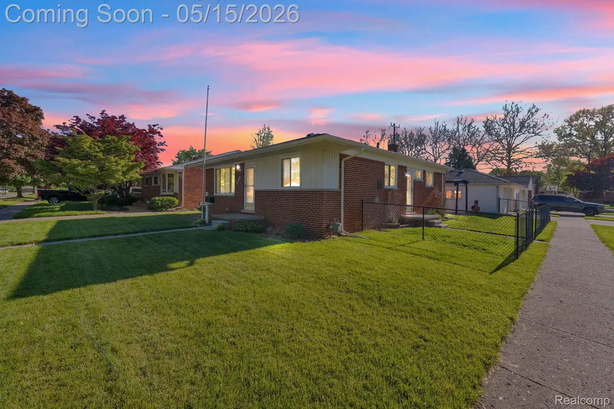 8610 N Evangeline Street, Dearborn Heights, MI 48127 - #1