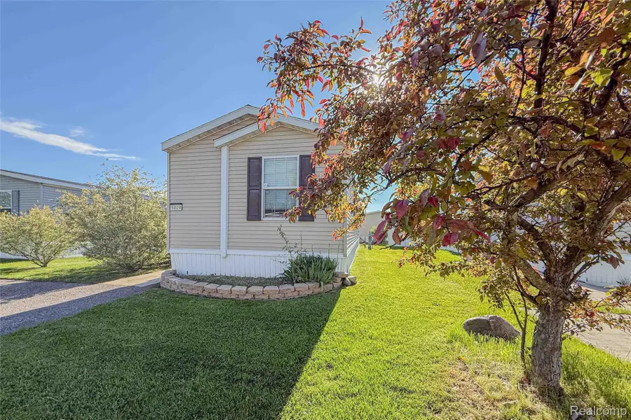 41021 Old Michigan Ave #39 A, Canton, MI 48188 - #2