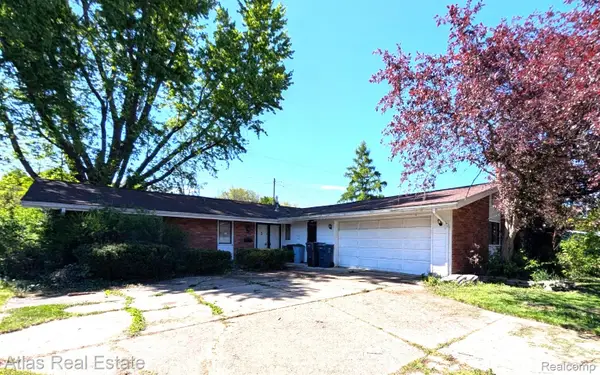 1821 Rockcreek Lane, Flint, MI 48507