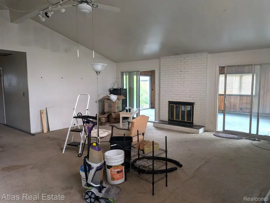 1821 Rockcreek Lane, Flint, MI 48507 - #3