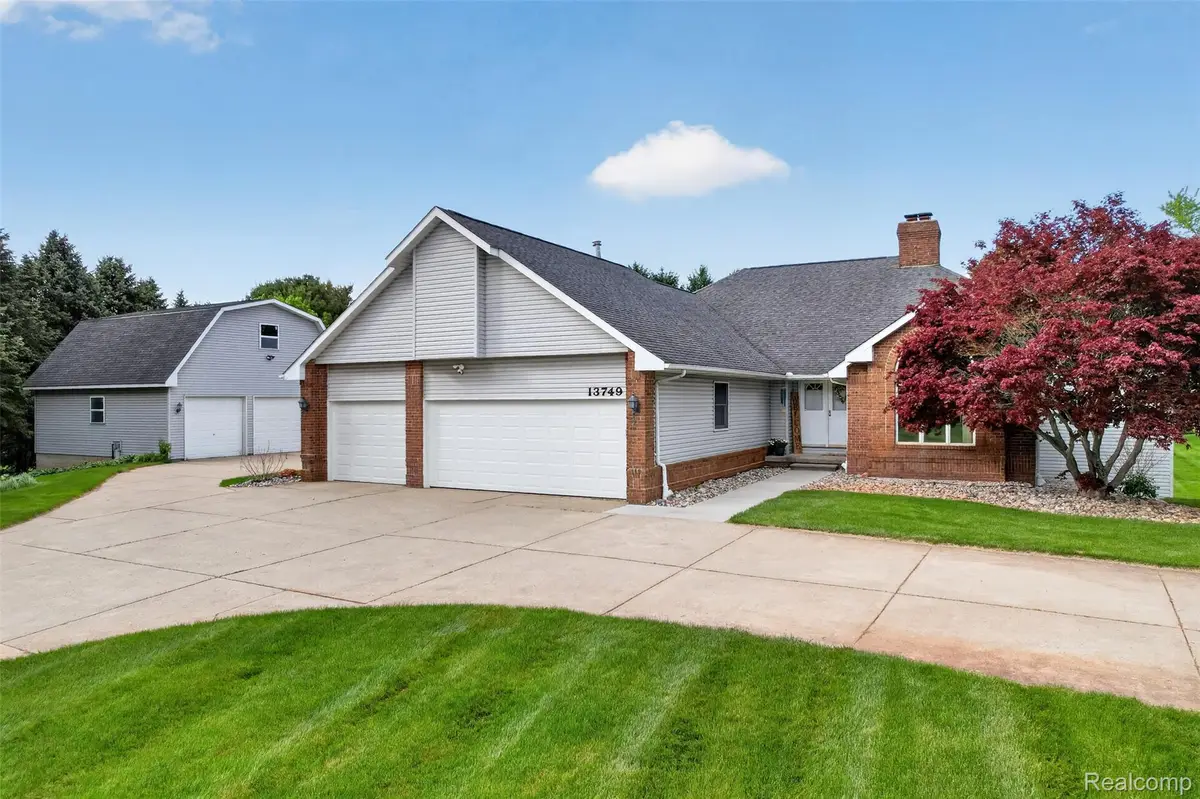 13749 Merrie Meadow Lane, Green Oak, MI 48178 - #1