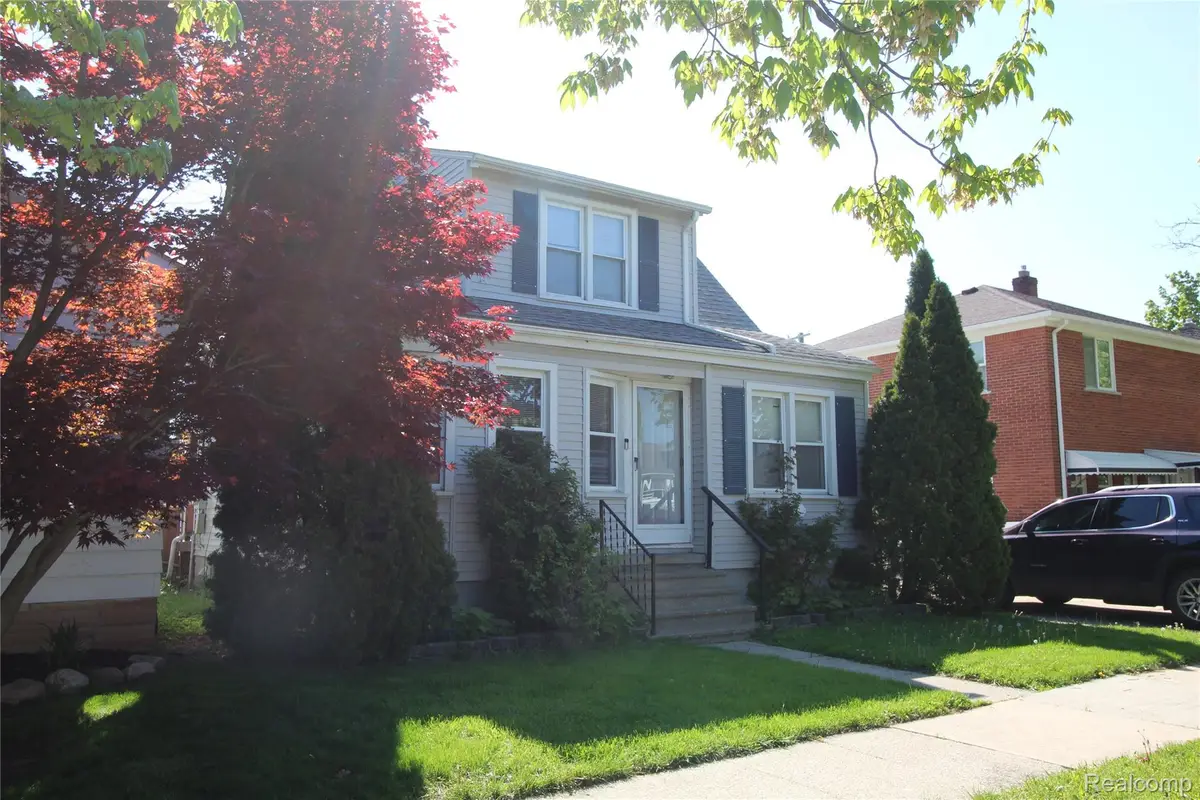 3537 16th Street, Wyandotte, MI 48192 - #1