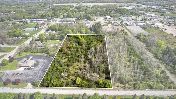 00 Pineshore Road, Flint, MI 48504