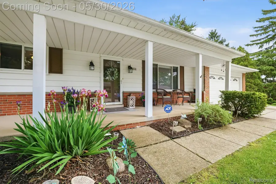 184 Carter Drive, Troy, MI 48098 - #3