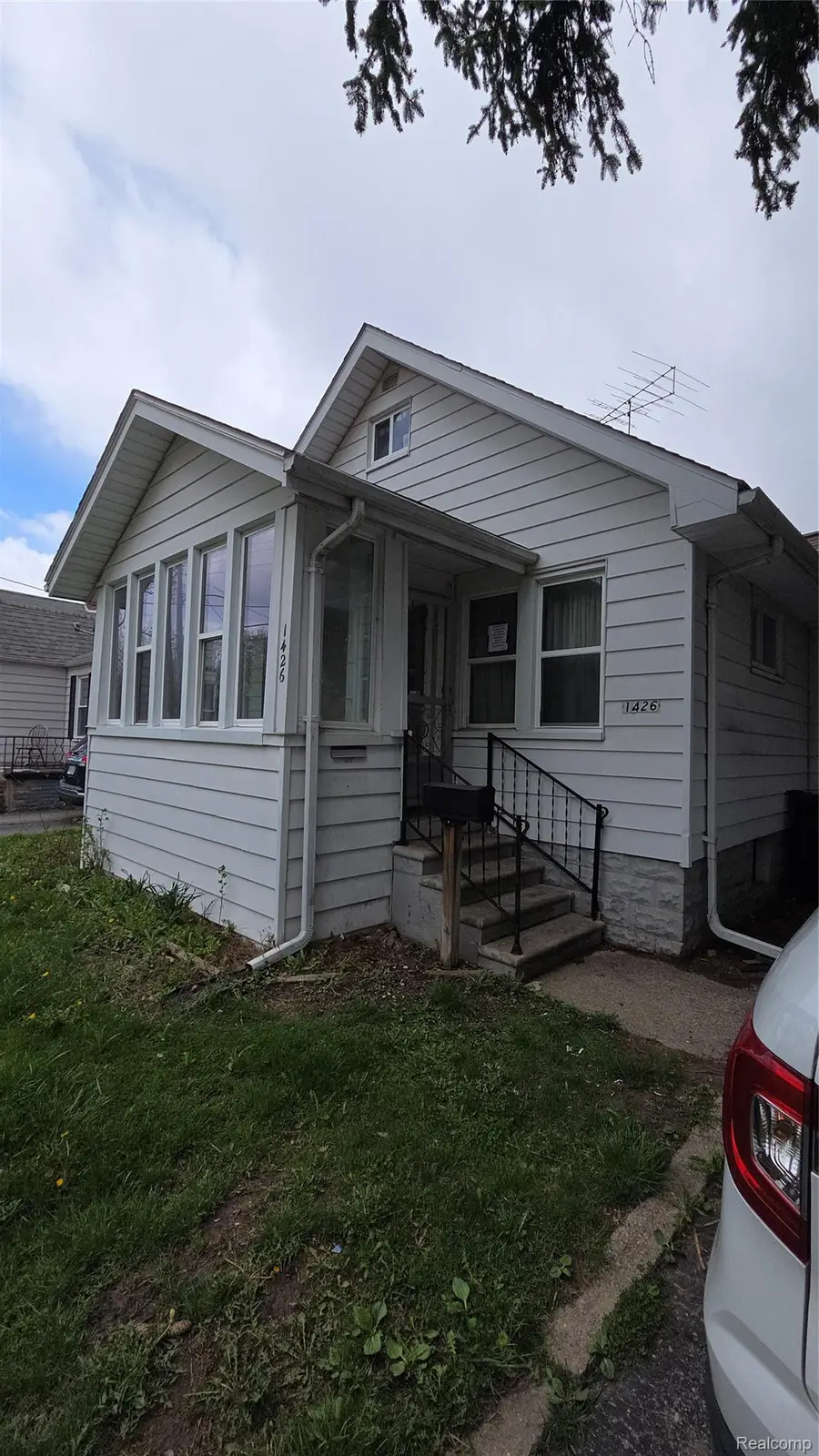1426 Lincoln Avenue, Flint, MI 48507 - #2