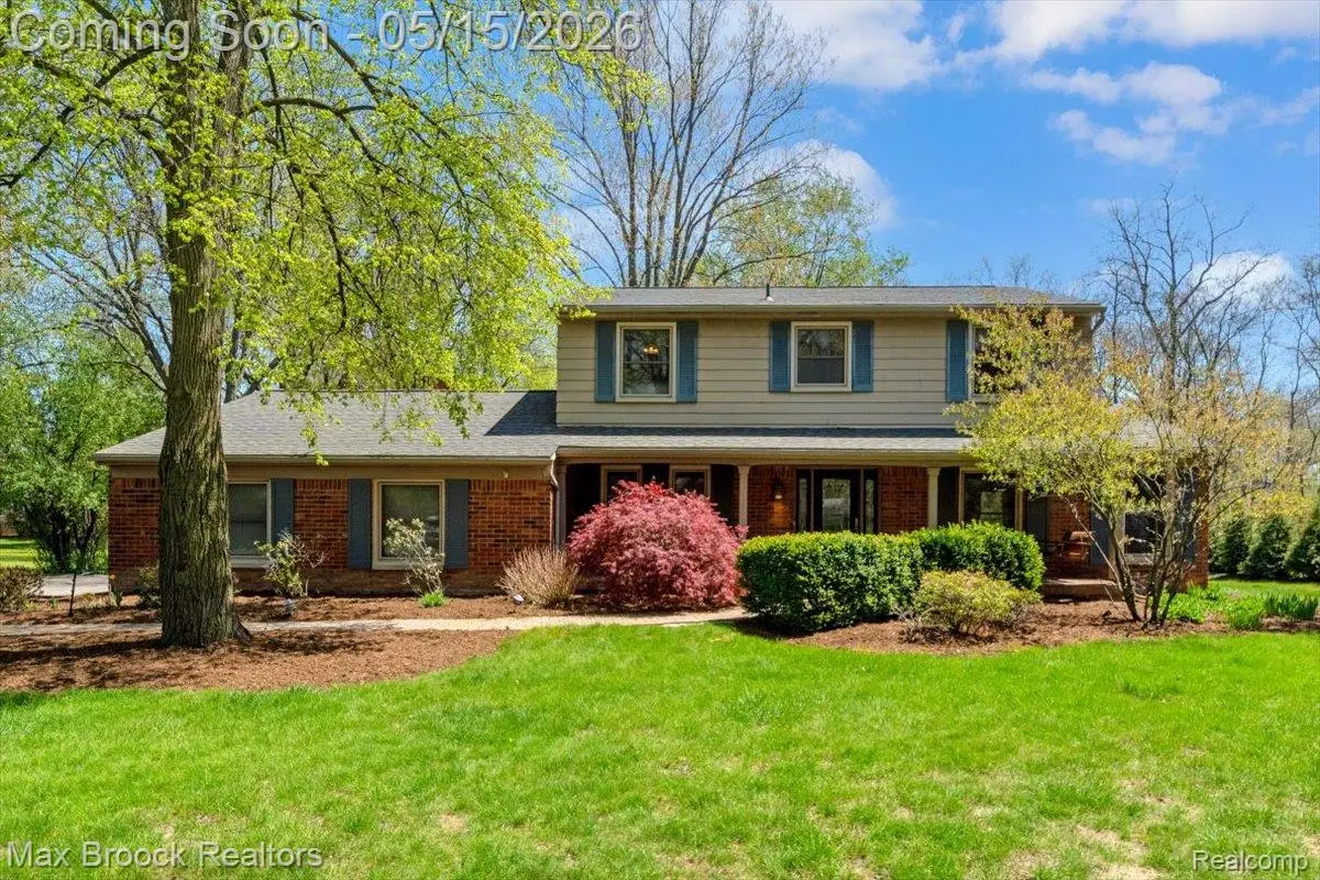 5939 Dunmore Drive, West Bloomfield, MI 48322 - #1