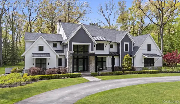 5200 Windingwood Drive, BloomfieldHills, MI 48302