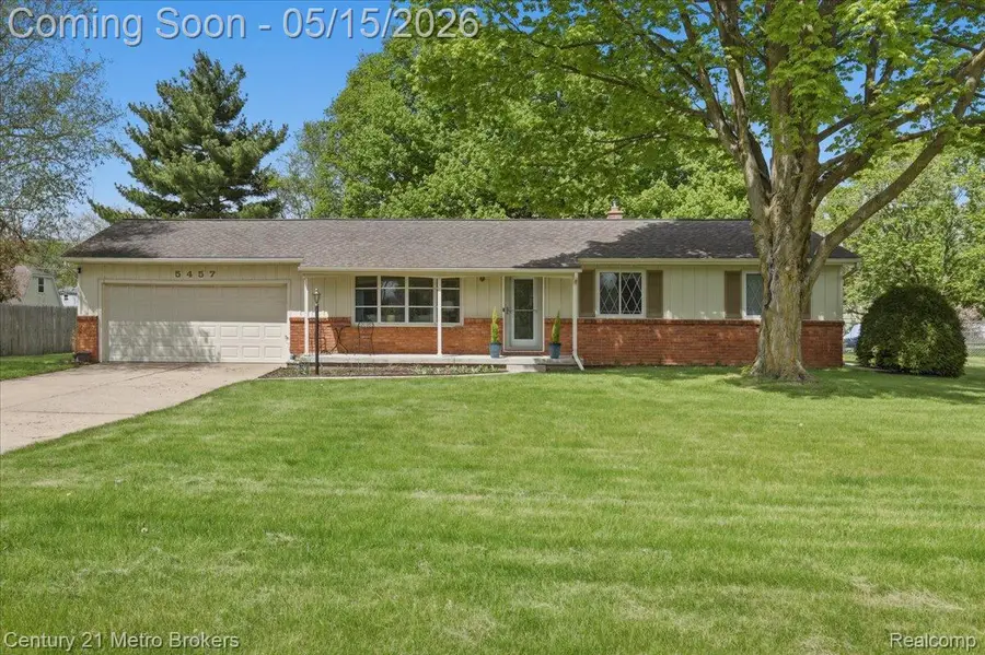 5457 N Seymour Road, Flushing, MI 48433 - #2