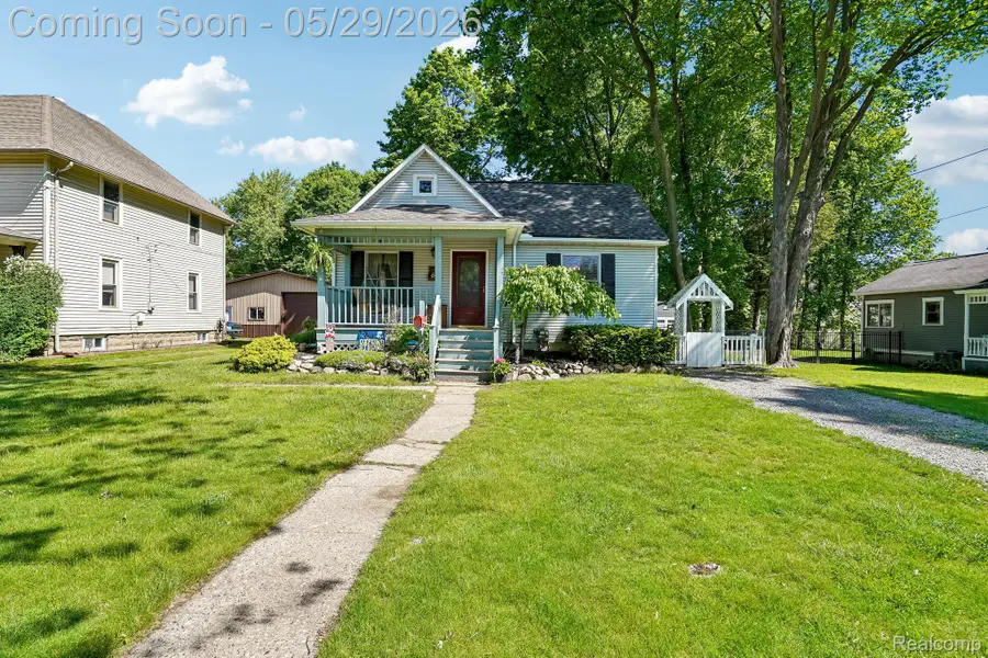 157 East Street, Oxford, MI 48371 - #2