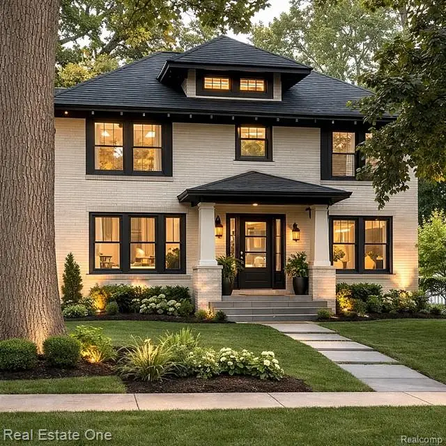 8606 Hendrie Boulevard, Huntington Woods, MI 48070 - #2