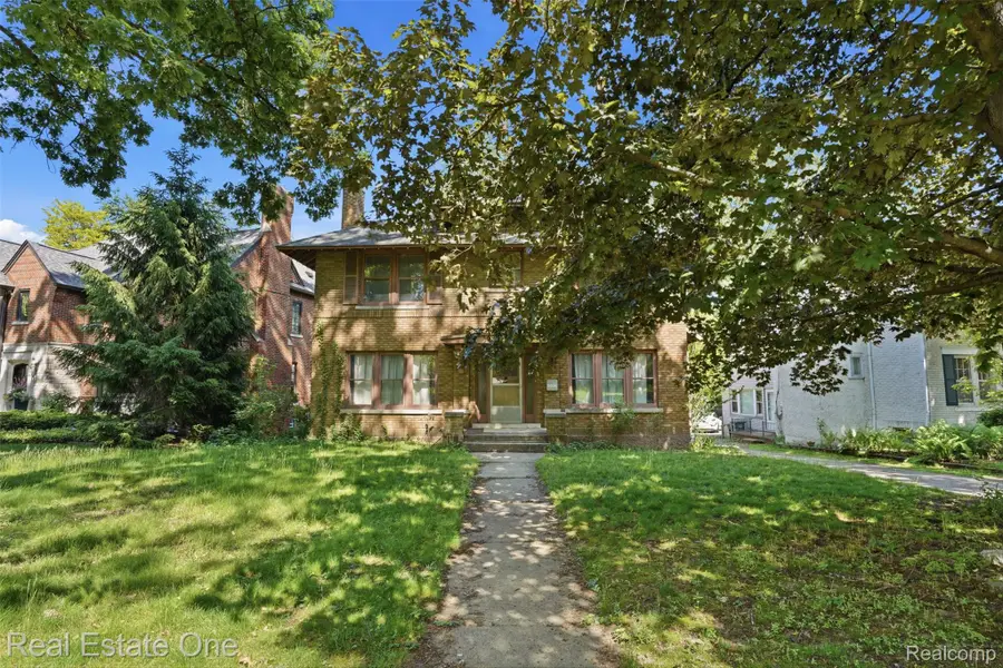 8606 Hendrie Boulevard, Huntington Woods, MI 48070 - #3