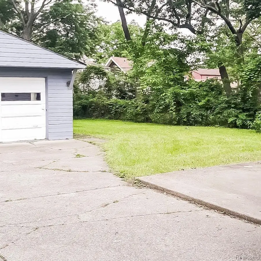 16763 Stahelin Avenue, Detroit, MI 48219 - #3