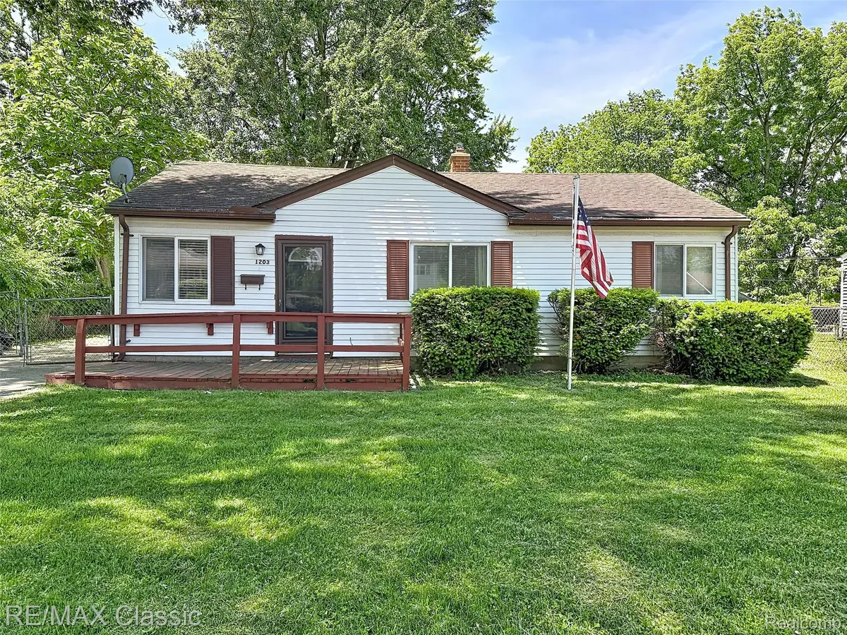 1203 Gilman Street, Garden City, MI 48135 - #1