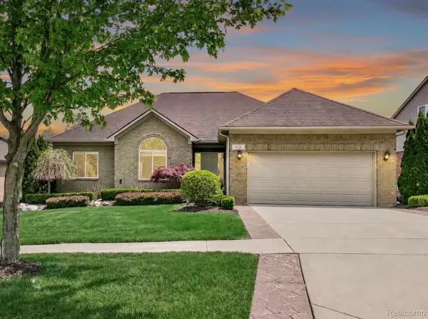 4438 Thornhill Drive, AuburnHills, MI 48326