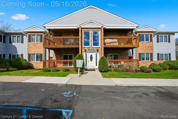 1405 Harbour Boulevard #151, Trenton, MI 48183