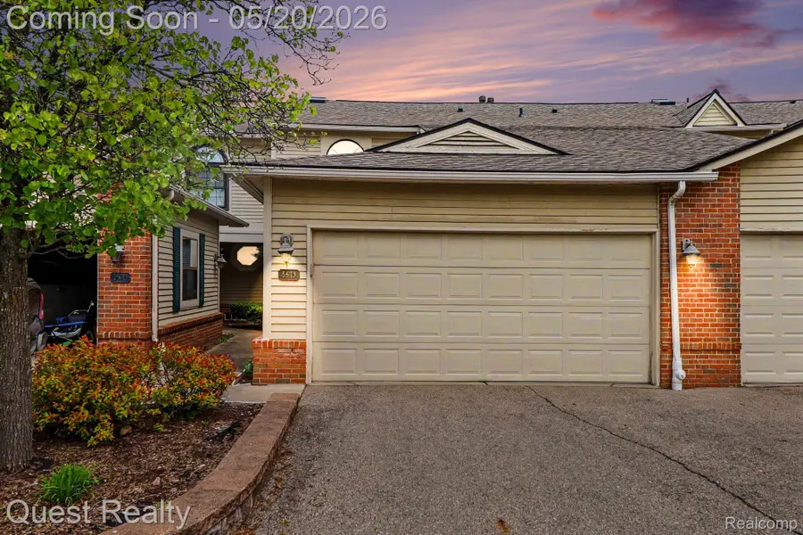 5673 Drake Hollow Drive W, West Bloomfield, MI 48322 - #2