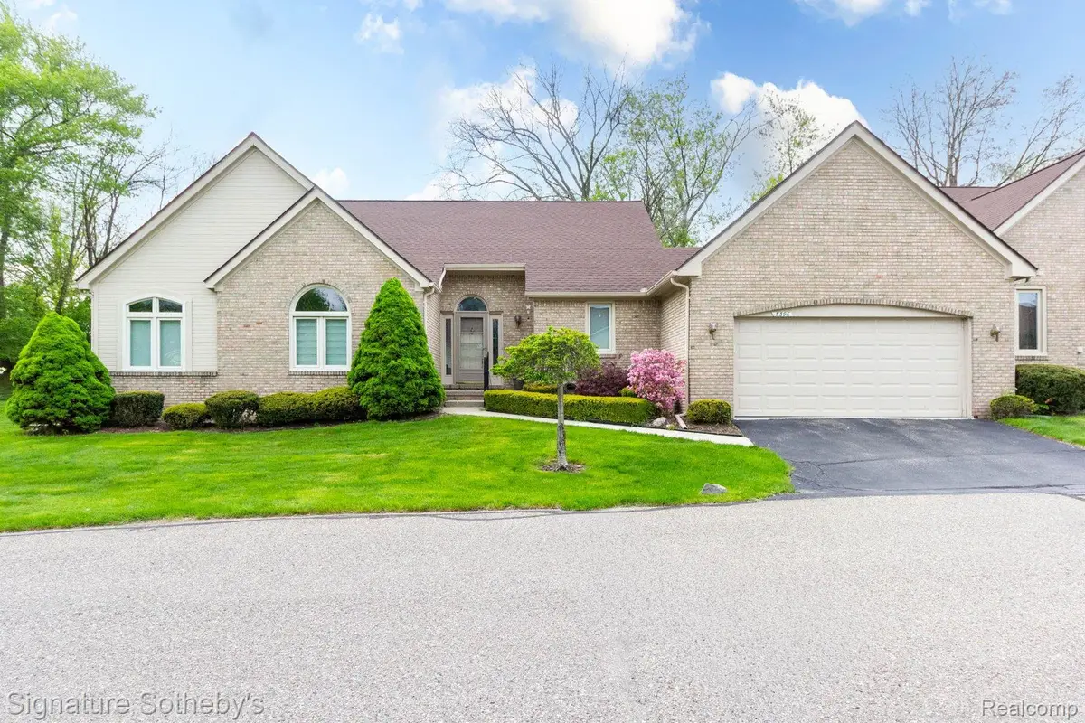5396 Fairway Court, West Bloomfield, MI 48323 - #1