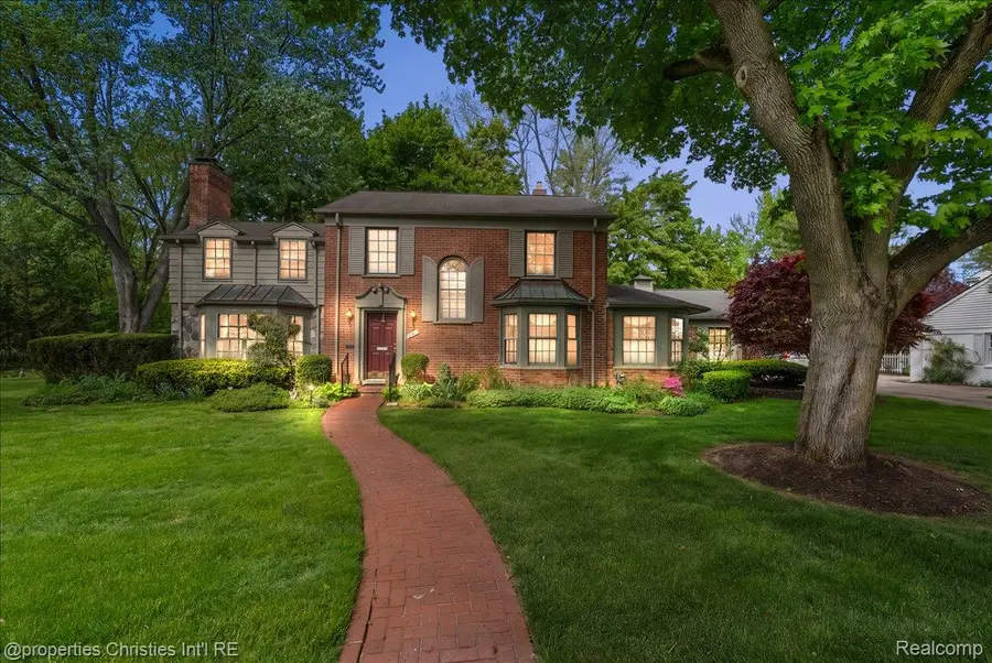 341 Westwood Drive, Bloomfield Hills, MI 48301 - #2