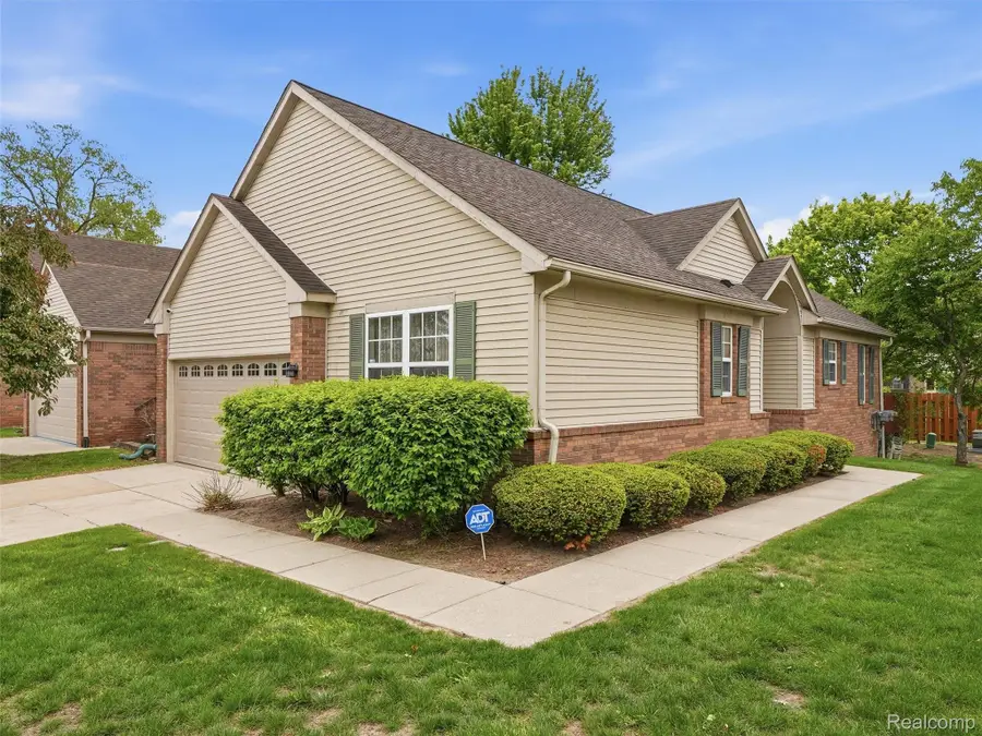 349 Daniel Avenue, Westland, MI 48186 - #3