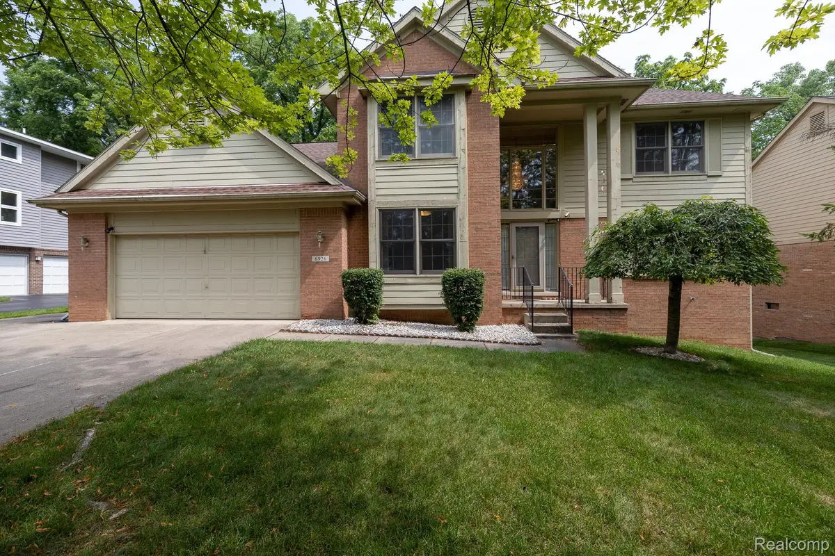 6926 Alden Drive, West Bloomfield, MI 48324 - #1