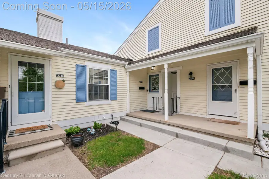 21240 E Glen Haven Circle, Northville, MI 48167 - #2