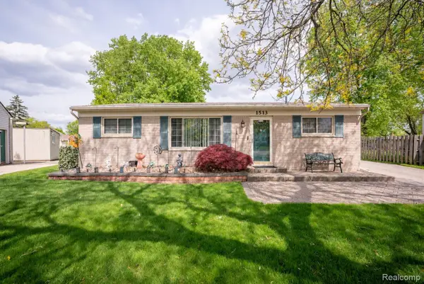 1513 Rustic Ridge Road, Canton, MI 48188