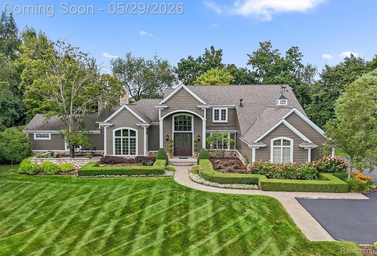 864 Pine Needle Trail, Rochester, MI 48306 - #1