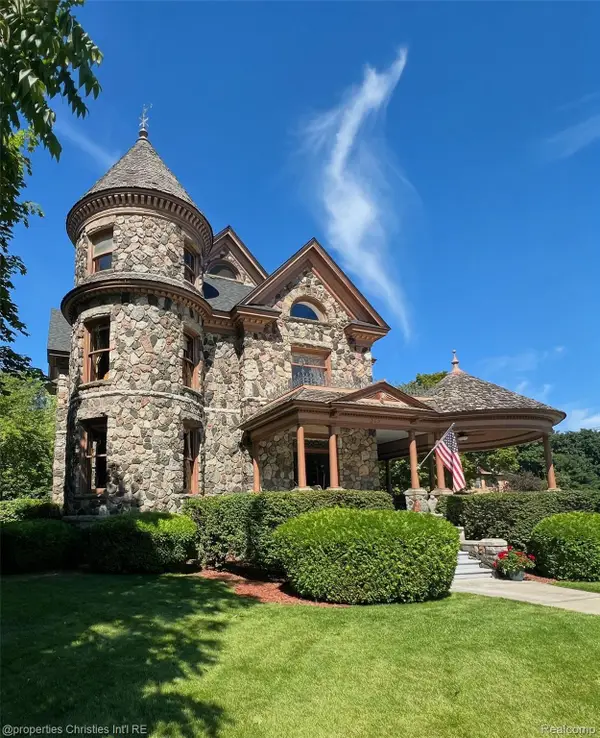 303 S State Avenue, Alpena, MI 49707